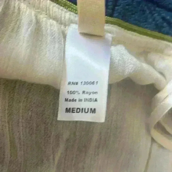 The Collection by L’SPACE ladies swim cover up. M. NWOT. Still has hanger straps - Picture 9 of 11